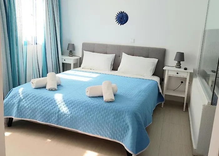 Апартаменты White & Blue *